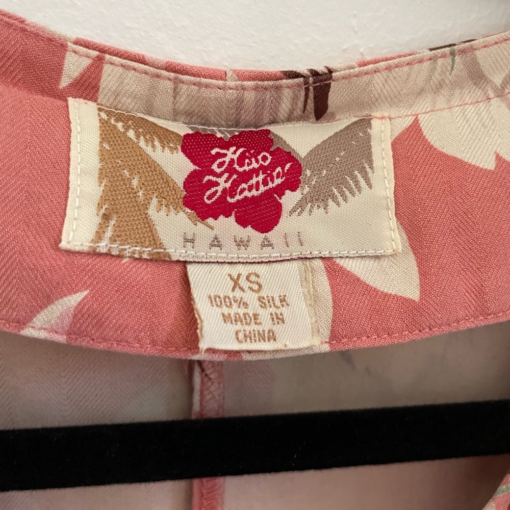 Button Down Top - Picture 2 of 3